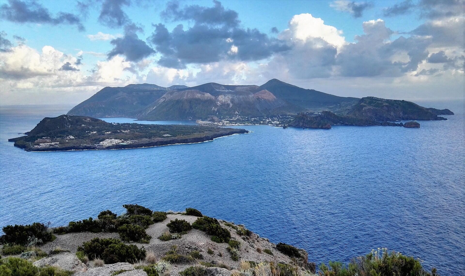 vulcano-4375106_1920 vulcano-4375106_1920