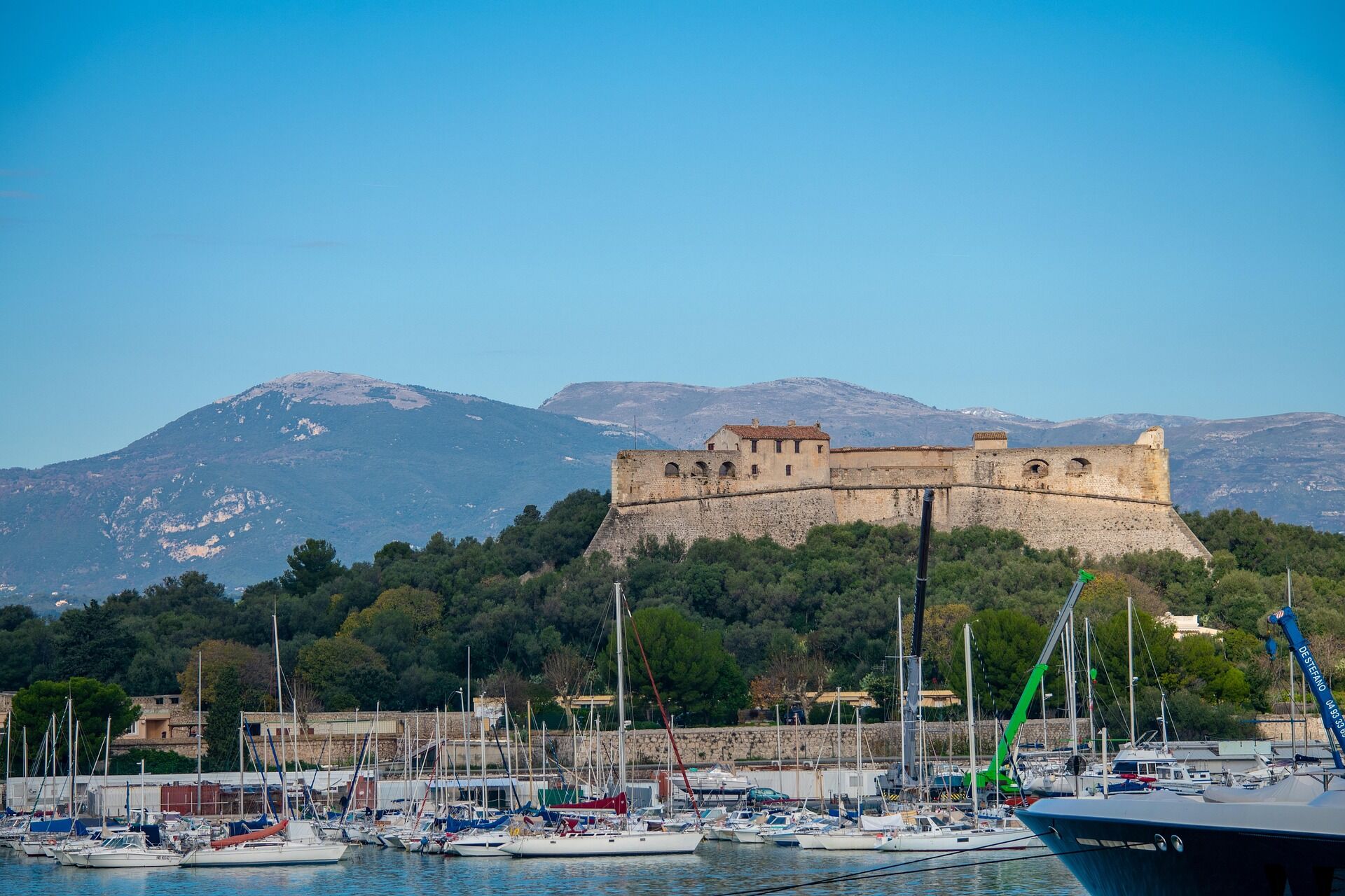 kmarius-panorama-5241561_1920